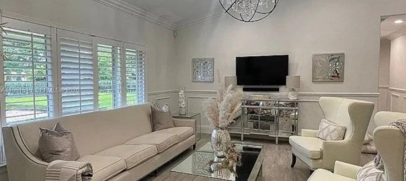 5 Schlafzimmer Villa in Miami, USA, Nr. 615257 14