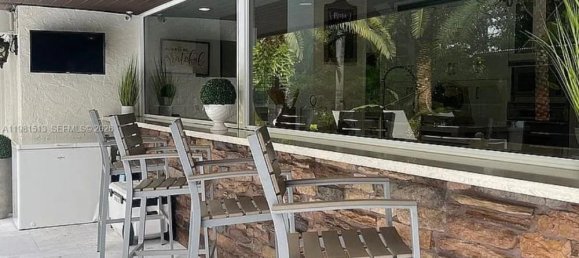 5 Schlafzimmer Villa in Miami, USA, Nr. 615257 5