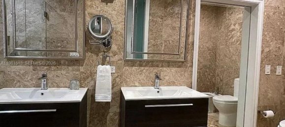 5 Schlafzimmer Villa in Miami, USA, Nr. 615257 8