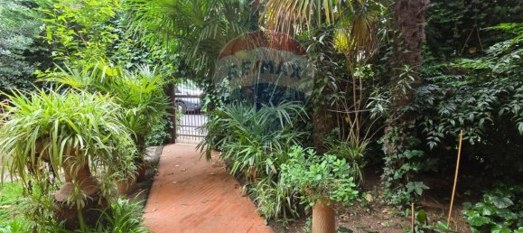 5 bedrooms Villa in Monza, Italy No. 378457 7