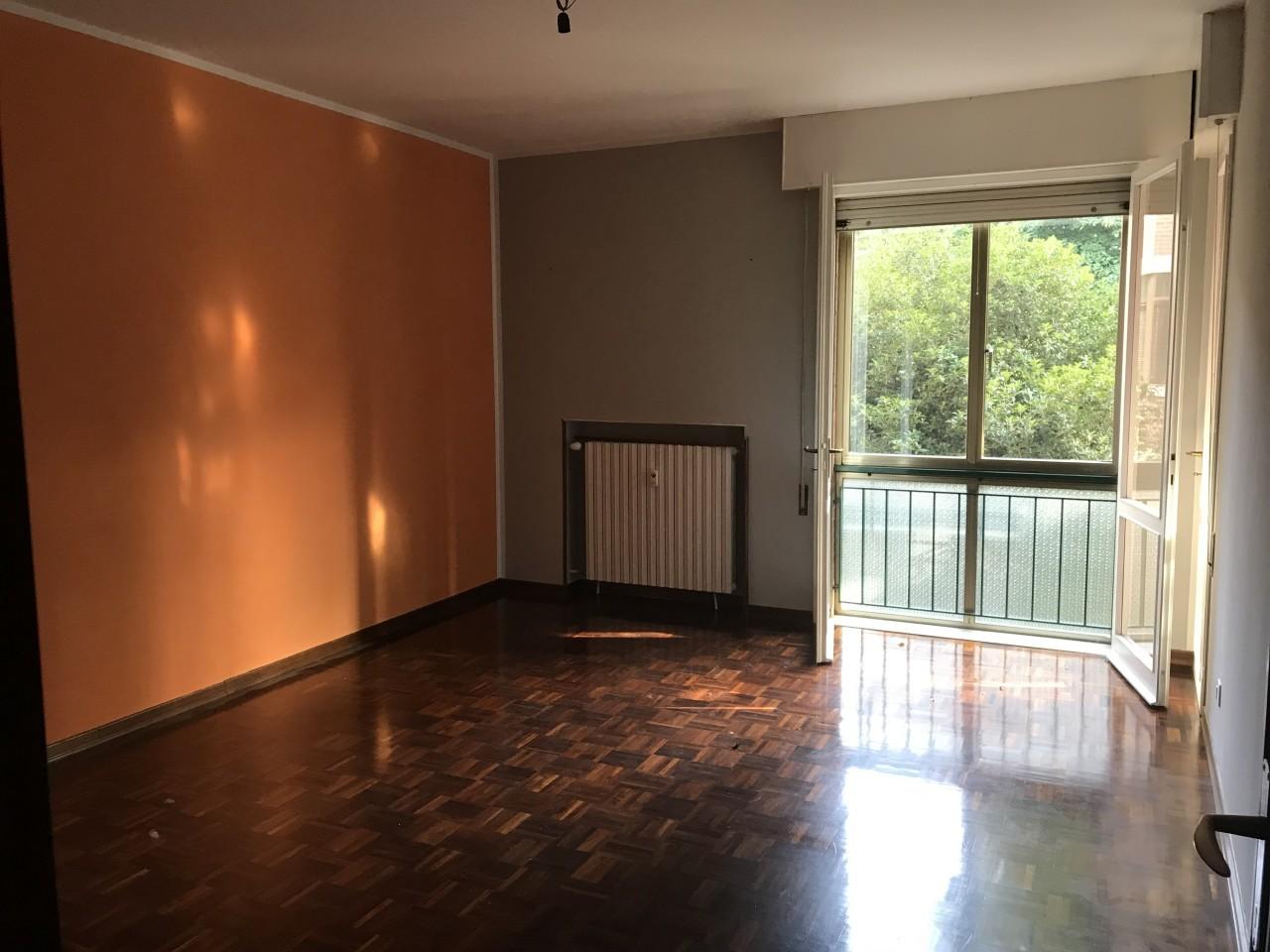 Квартира с 4 комнатами в Падуя, Италия № 39789