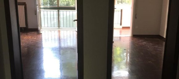 Квартира с 4 комнатами в Падуя, Италия № 39789 5