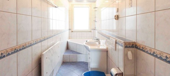 Dúplex de 2 dormitorios en Dusseldorf, Germany No. 15869 10