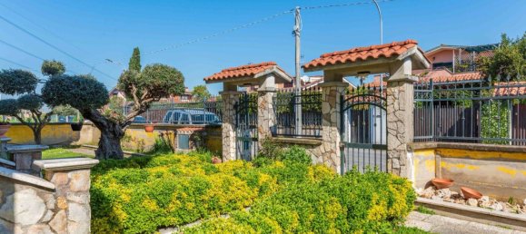 5 bedrooms Villa in Guidonia Montecelio, Italy No. 123003 6