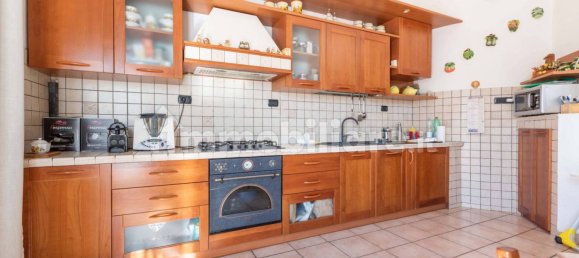 5 bedrooms Villa in Guidonia Montecelio, Italy No. 123003 21