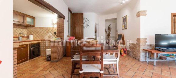 5 bedrooms Villa in Guidonia Montecelio, Italy No. 123003 25