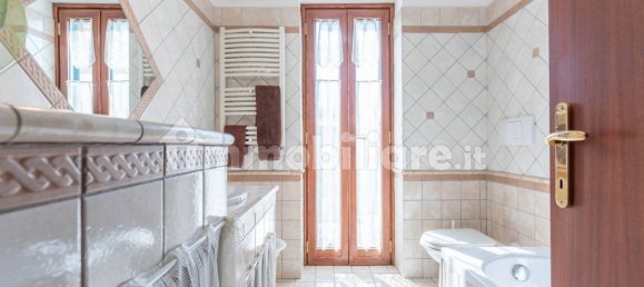5 bedrooms Villa in Guidonia Montecelio, Italy No. 123003 41