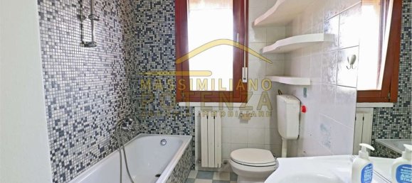 3 bedrooms Apartment in Pescia, Italy No. 365092 14