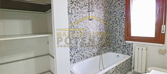 3 bedrooms Apartment in Pescia, Italy No. 365092 13