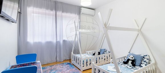 3 bedrooms House in Vila Nova de Gaia, Portugal No. 170445 7