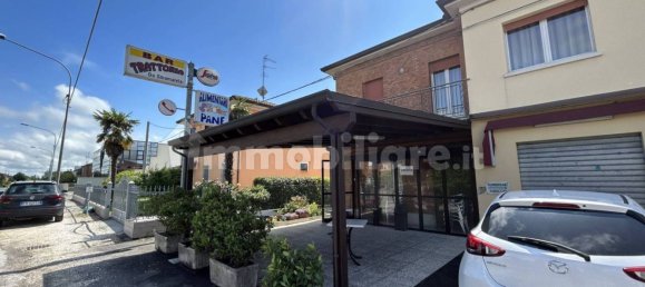 4 rooms Commercial property in Argenta, Italy No. 114903 3