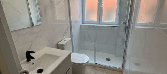 4 Schlafzimmer Wohnung in Madrid, Spain, Nr. 188885 15