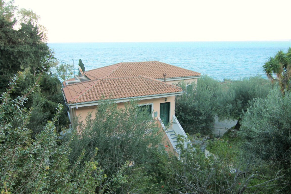 400m² Villa in Corfu, Greece No. 4004