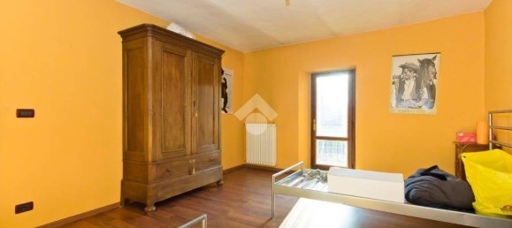 3 bedrooms House in Villarbasse, Italy No. 69224 27
