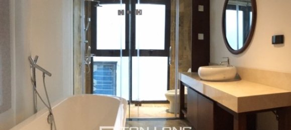 3 bedrooms Apartment in Tay Ho, Vietnam No. 1700 6