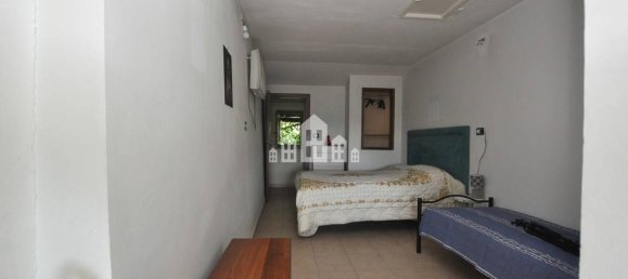 3 bedrooms House in Canischio, Italy No. 161243 18