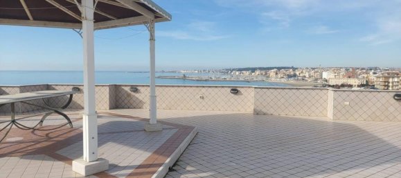 4 rooms Penthouse in Nettuno, Italy No. 144921 4