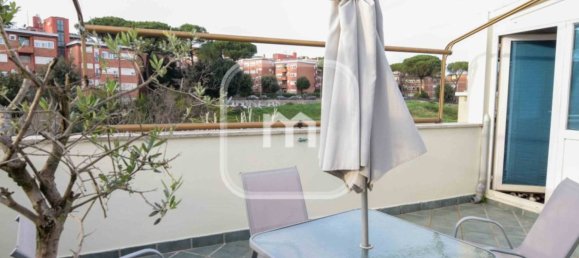 2 Schlafzimmer Penthouse in Rome, Italy, Nr. 61510 5