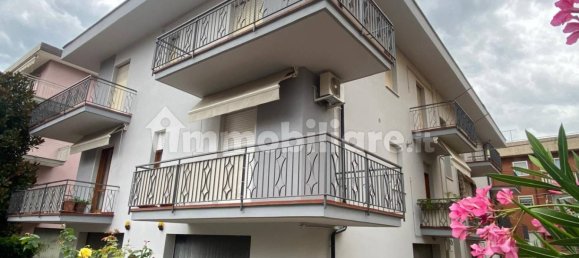 3 bedrooms Apartment in Rimini, Italy No. 380472 6