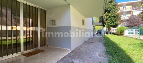 3 bedrooms Apartment in Rimini, Italy No. 380472 9