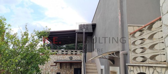 Дом с 7 комнатами в Мартина Франка, Италия № 163348 6