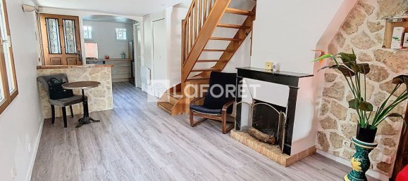 3 bedrooms House in Vitry-sur-Seine, France No. 188211 2