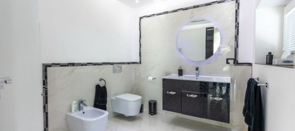 4 Schlafzimmer Villa in Palermo, Italy, Nr. 102106 10