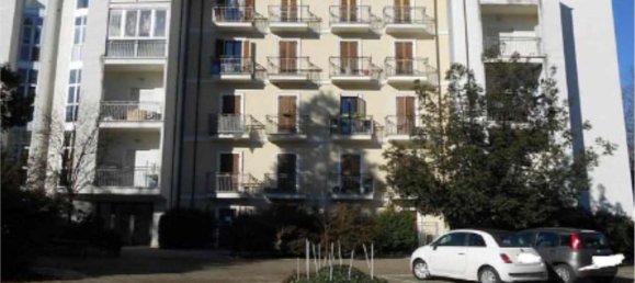 Квартира с 4 комнатами в Фьюджи, Италия № 216177 30