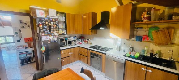 3-salle Appartement à Como, Italy No. 229906 14