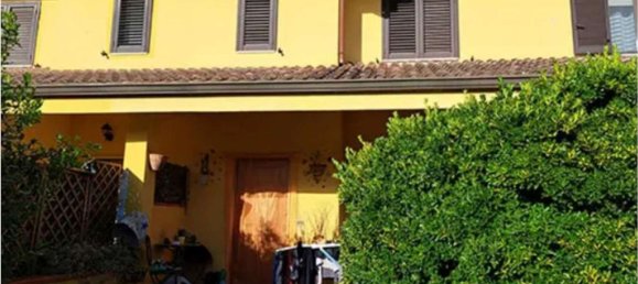 4 rooms House in Cervaro, Italy No. 117767 15