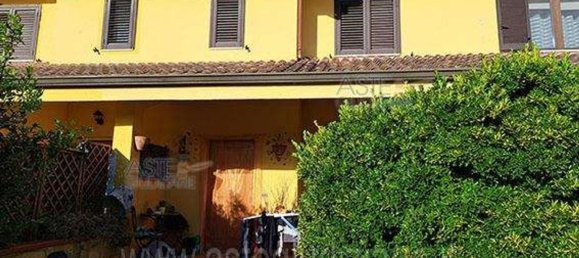 4 rooms House in Cervaro, Italy No. 117767 11