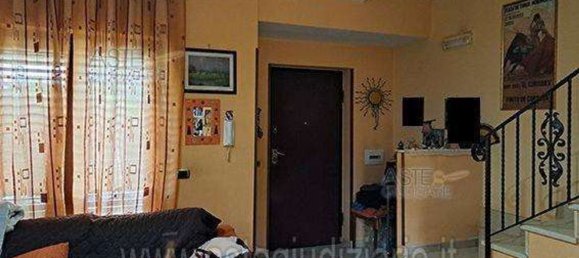 4 rooms House in Cervaro, Italy No. 117767 13