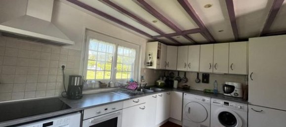 2 Schlafzimmer Villa in Brionne, France, Nr. 359965 4