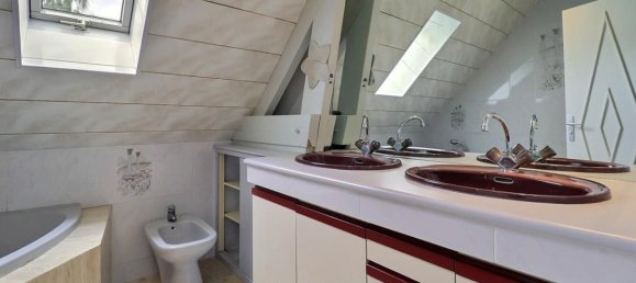 4 Schlafzimmer Haus in Guerande, France, Nr. 290072 11