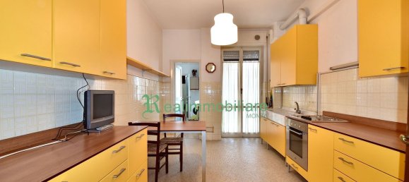 5 rooms Apartment in Monza, Italy No. 143925 22