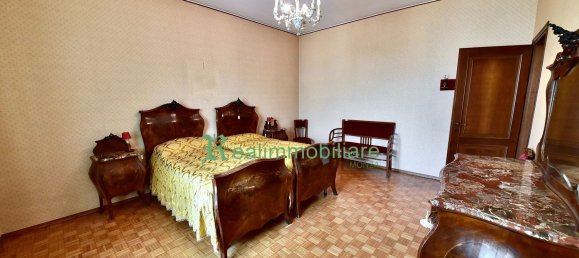 5 rooms Apartment in Monza, Italy No. 143925 30