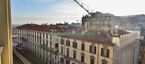 5 rooms Apartment in Monza, Italy No. 143925 9