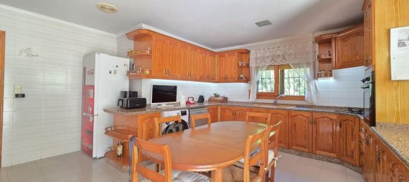 8 bedrooms House in Barx, Spain No. 128817 5