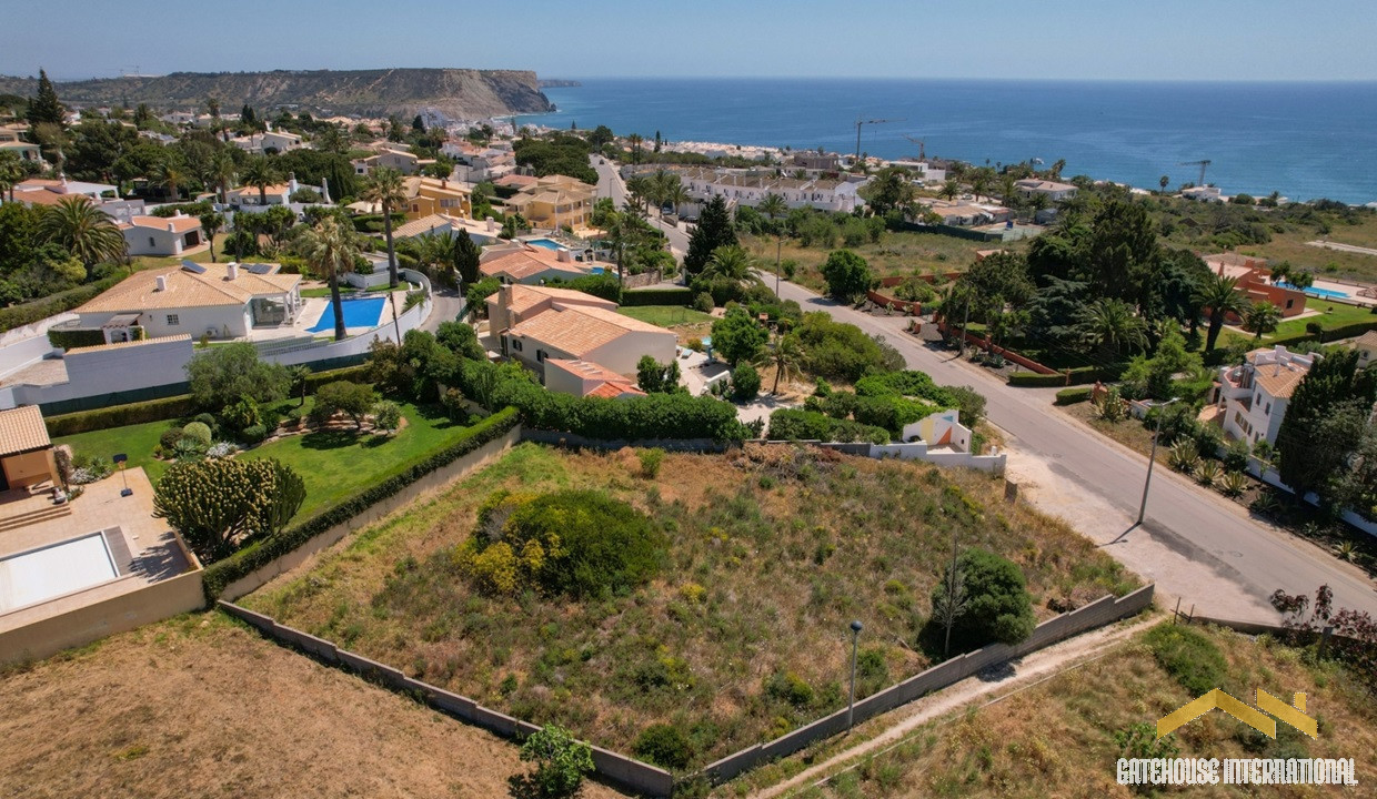  Land in Luz, Portugal No. 245589