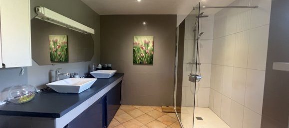 4 bedrooms House in Poullaouen, France No. 281176 6