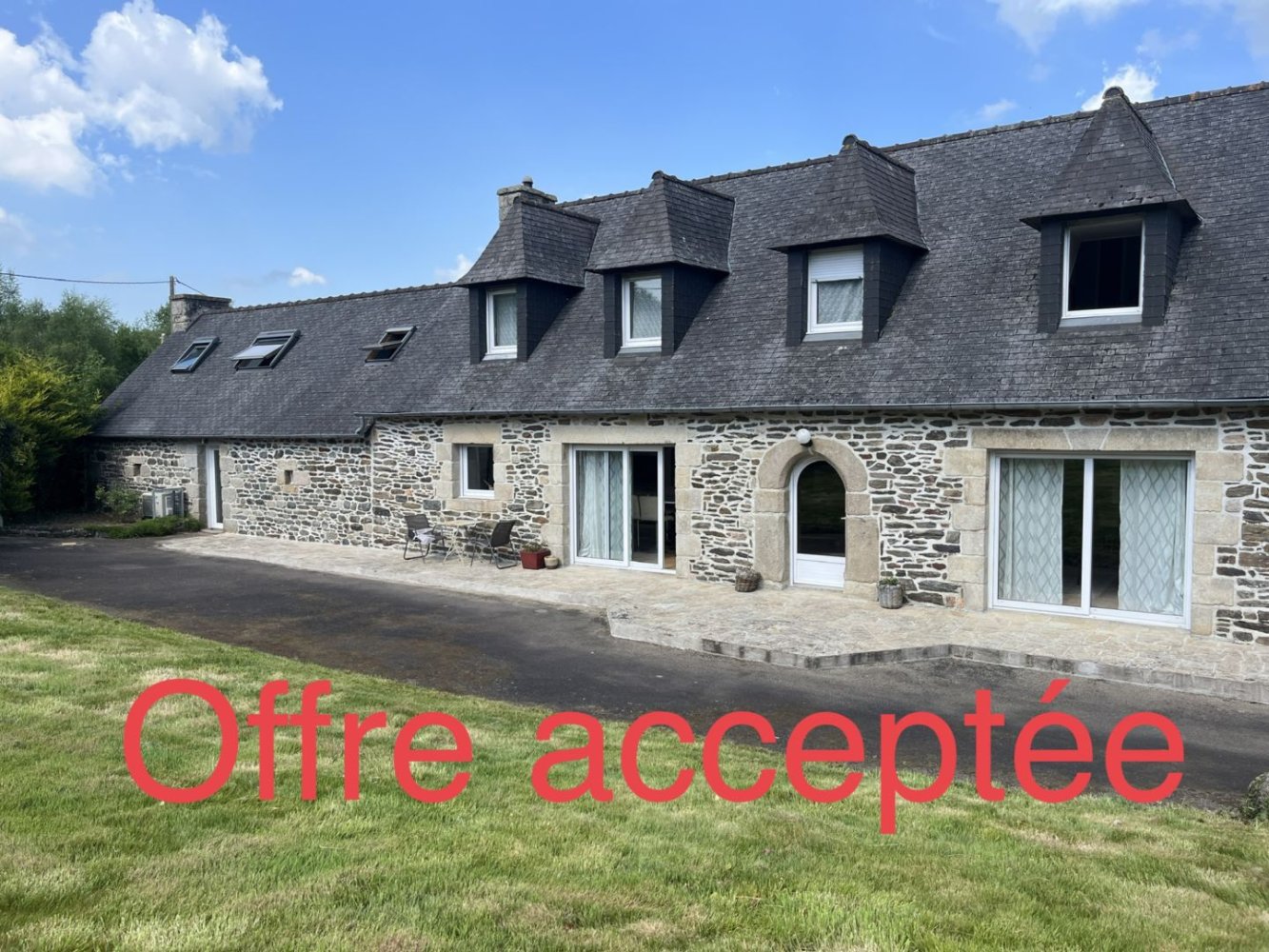 4 bedrooms House in Poullaouen, France No. 281176