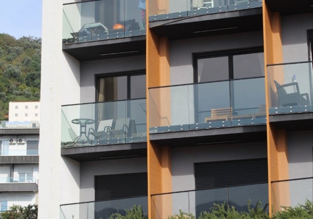 Apartamento em Tivat, Montenegro 56 m² N.º 2237