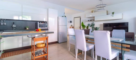 4 bedrooms Apartment in Milan, Italy No. 351665 16