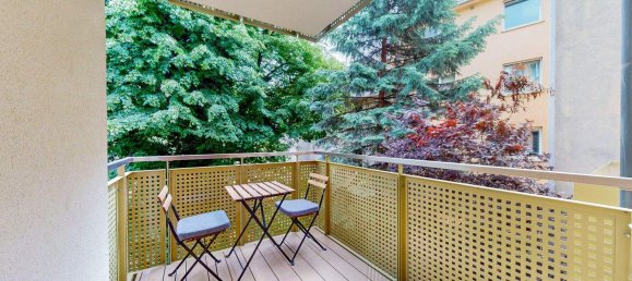 2 rooms Apartment in Hernals, Austria No. 133030 3