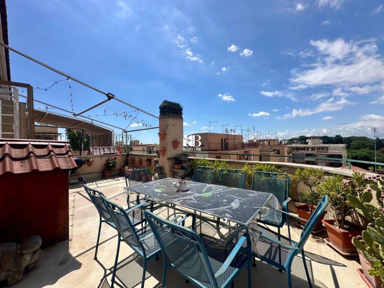 3 rooms Penthouse in Rome, Italy No. 32345