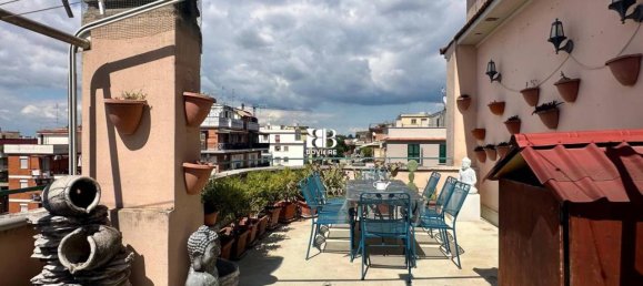 3 rooms Penthouse in Rome, Italy No. 32345 4
