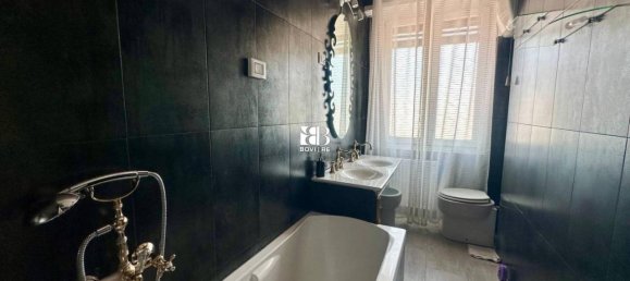 3 rooms Penthouse in Rome, Italy No. 32345 10