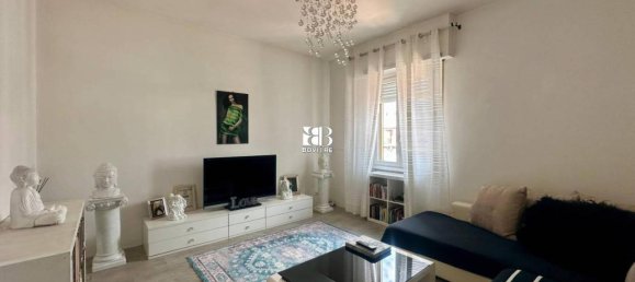 3 rooms Penthouse in Rome, Italy No. 32345 5