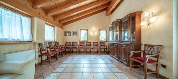 3 Schlafzimmer Haus in Mese, Italy, Nr. 377697 10