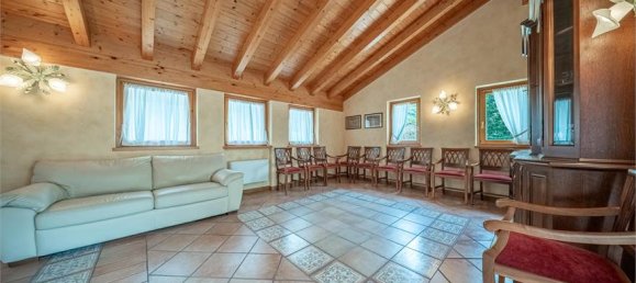 3 Schlafzimmer Haus in Mese, Italy, Nr. 377697 9